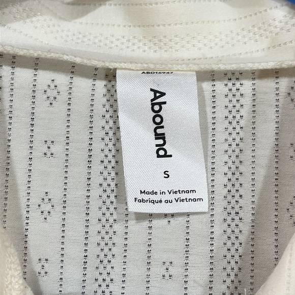 NWT Abound Cardi top Cream Long Sleeve Button Top Collar Sz S - Picture 7 of 8